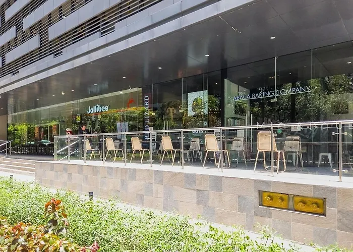 Apartment Furnished In It Park With Wifi, Netflix And Pool Access *