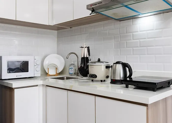 Furnished In It Park With Wifi, Netflix And Pool Access * Cebu