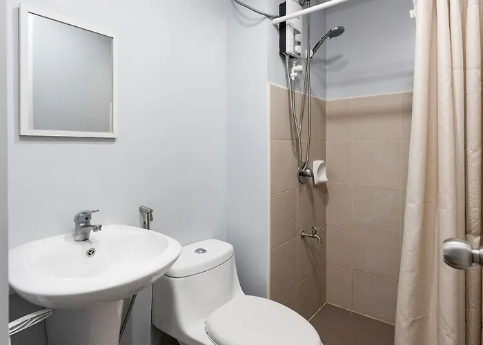 Apartment Furnished In It Park With Wifi, Netflix And Pool Access Cebu