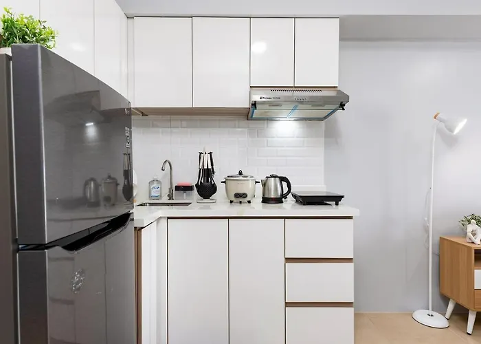 Furnished In It Park With Wifi, Netflix And Pool Access