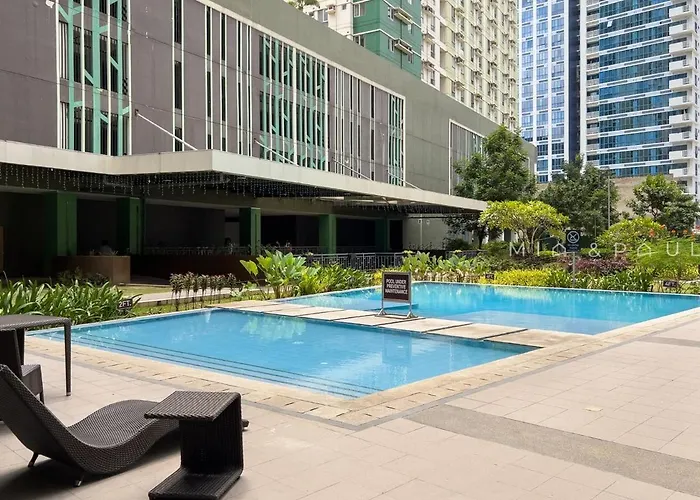 Apartment Furnished In It Park With Wifi, Netflix And Pool Access *